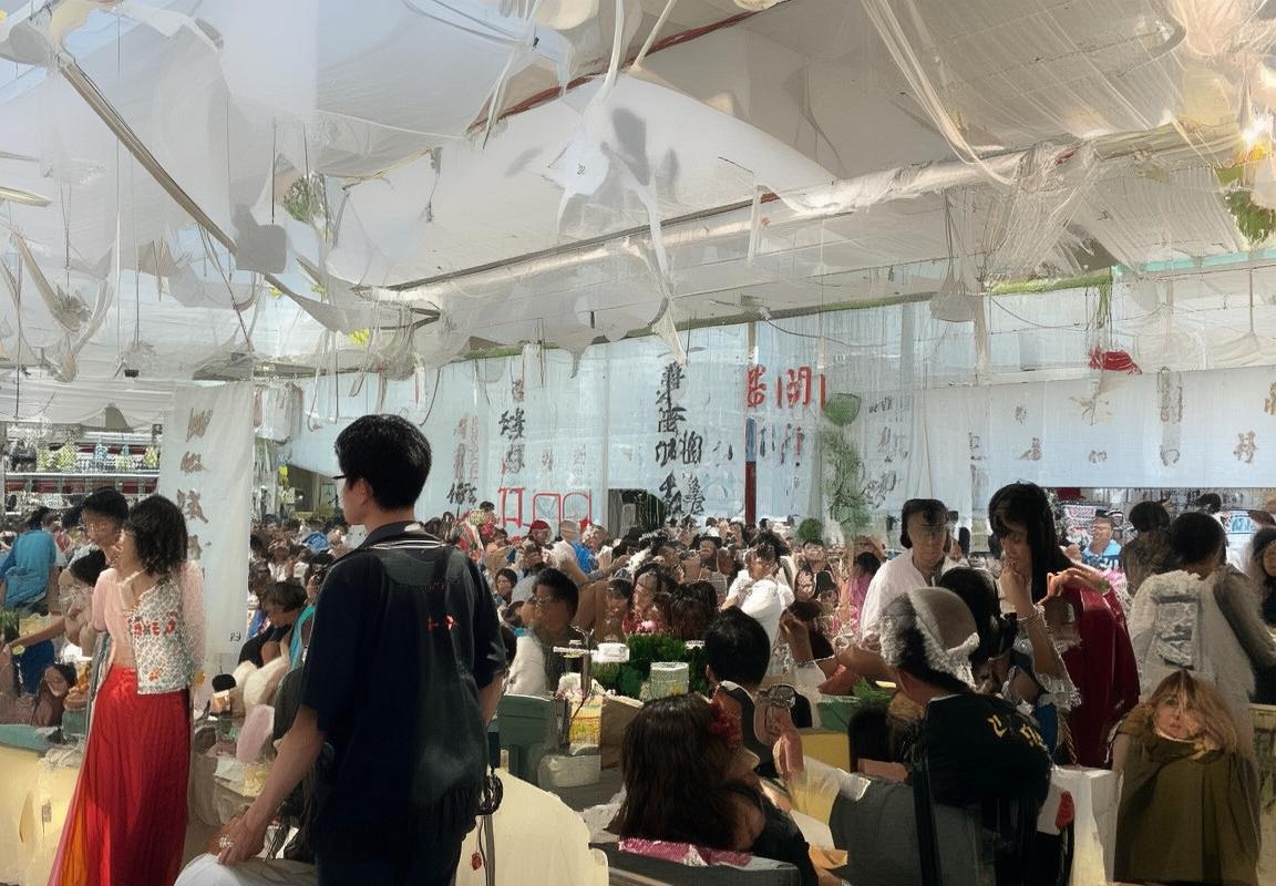 2018季前赛：马刺火箭巅峰对决，团队与个人对决火花四溅(图1)