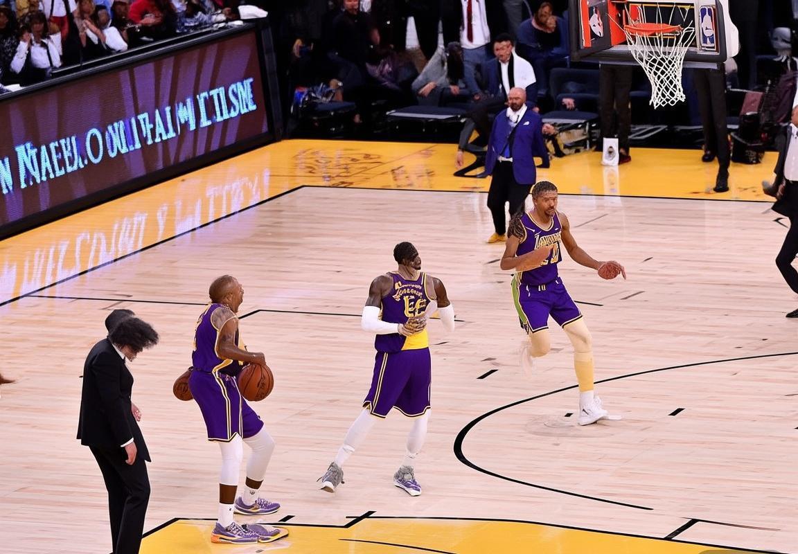 2004年NBA总决赛：活塞逆袭夺冠传奇回顾(图3)